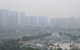Không khí Hà Nội ô nhiễm ở mức xấu nhất trong nhiều năm qua