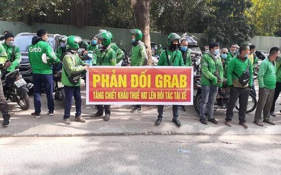 Tài xế Grab tại Việt Nam: nếm từ ‘trái ngọt’ tới ‘trái đắng’